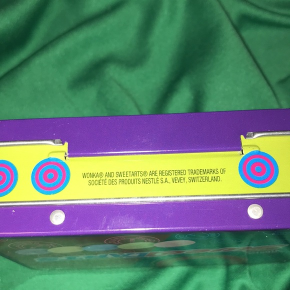 Tiny Sweettarts Metal Lunchbox - Picture 3 of 4